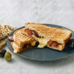 Sucuklu Kaşarlı Tost