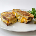 3 Peynirli Tost